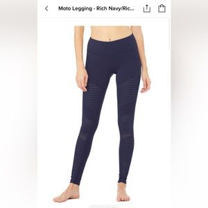 Rich Navy/Rich Navy Glossy Alo Motto Legging
